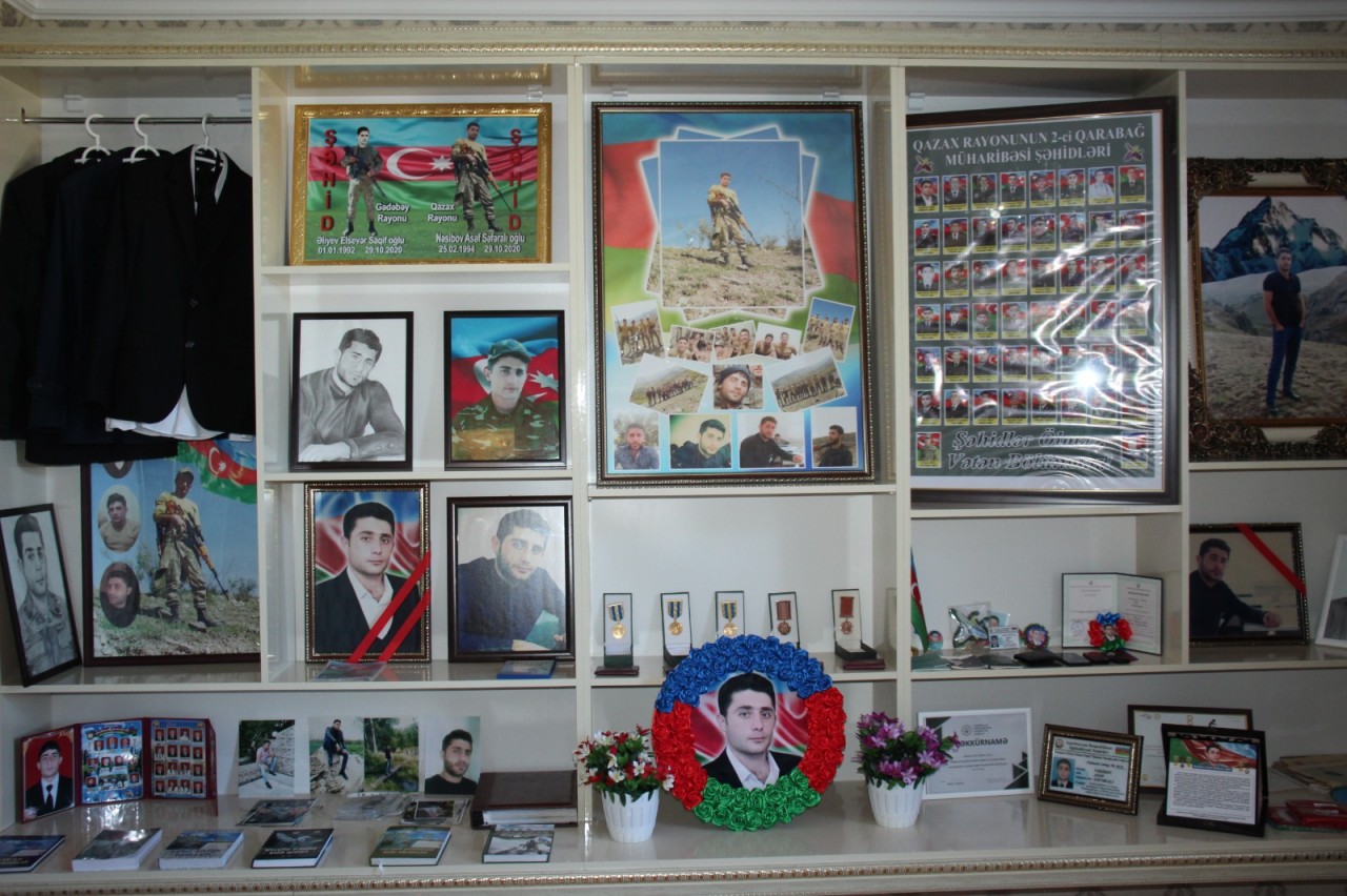 Qazaxın icra başçısı şəhid qardaşının toyunda - FOTOLAR
